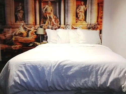 Isabella Hotel & Suites Toronto
